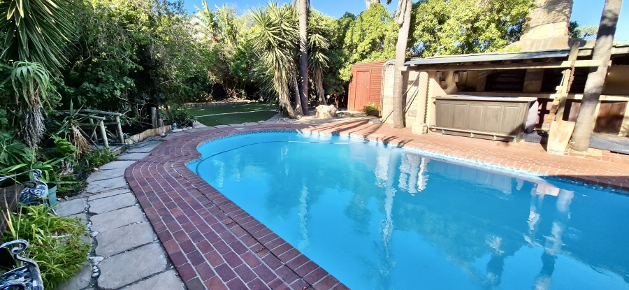 5 Bedroom Property for Sale in Flamingo Vlei Western Cape